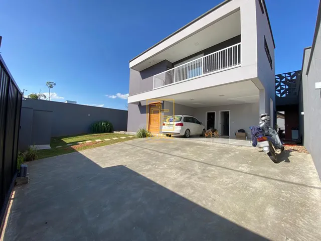 Imagem: Casa de Alto Padrão com Fino Acabamento
