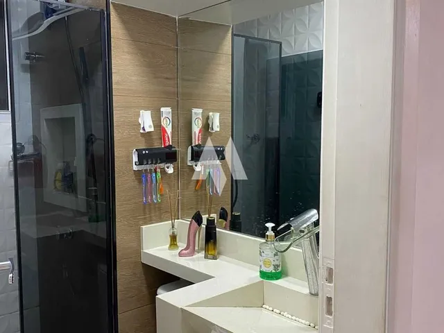 Imagem 6: Apartamento de Dois Quartos Reformado