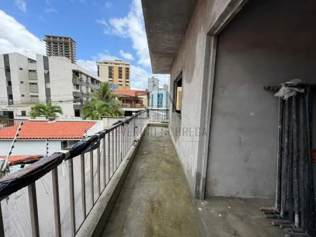 Imagem 3: Casa Dulplex Jardim Ocenia a Poucos Metros do Mar! 160m² 4 Quartos, 2 Suítes