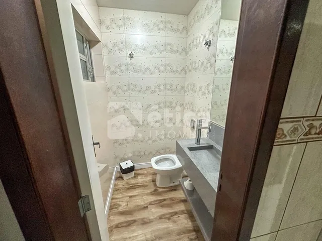 Imagem 13: Casa para Locação no São João com 6 Dormitórios, Piscina e Galpão de 75m²