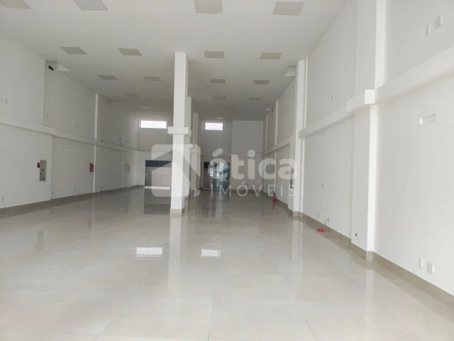 Imagem 3: Loja espaçosa com 230 m2 para locação no bairro Fazenda Itajaí SC