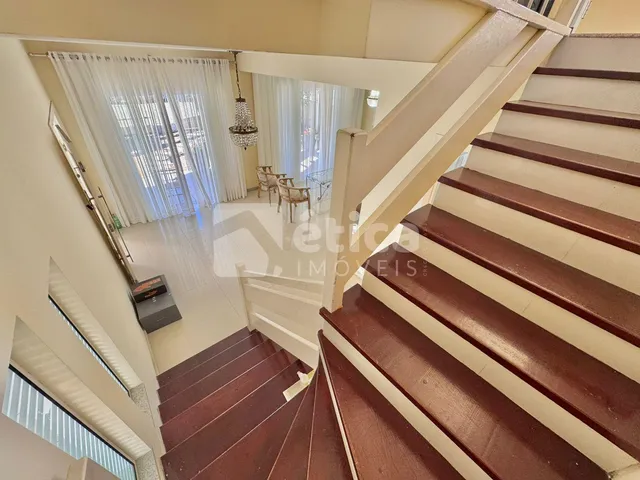 Imagem 13: Casa com 4 Quartos e 339m² para Locação no Bairro Fazenda Itajaí/SC