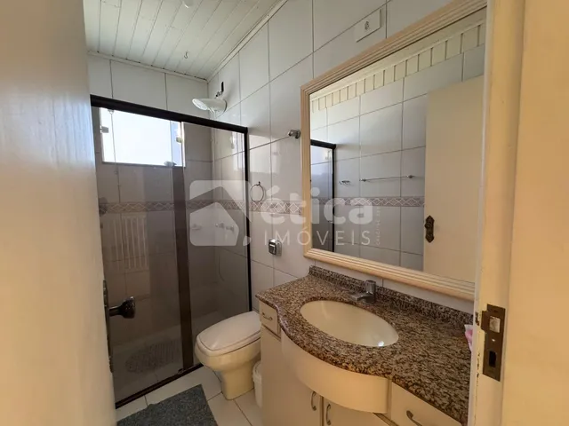 Imagem 12: Casa com 4 Quartos e 339m² para Locação no Bairro Fazenda Itajaí/SC