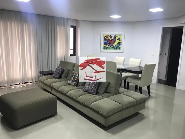 Imagem: O studio possui 3 Dormitórios, 1 Suíte, 3 Banheiros, 2