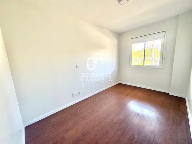 Imagem 3: Apartamento com 2 vagas de garagem no Centro