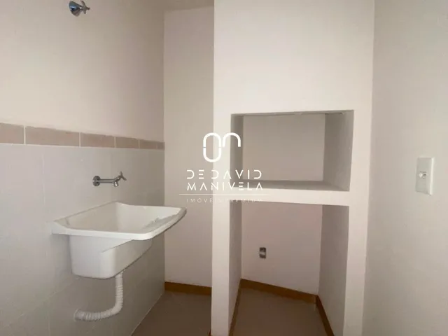 Imagem 7: Apartamento Semimobiliado com 2 Dormitórios