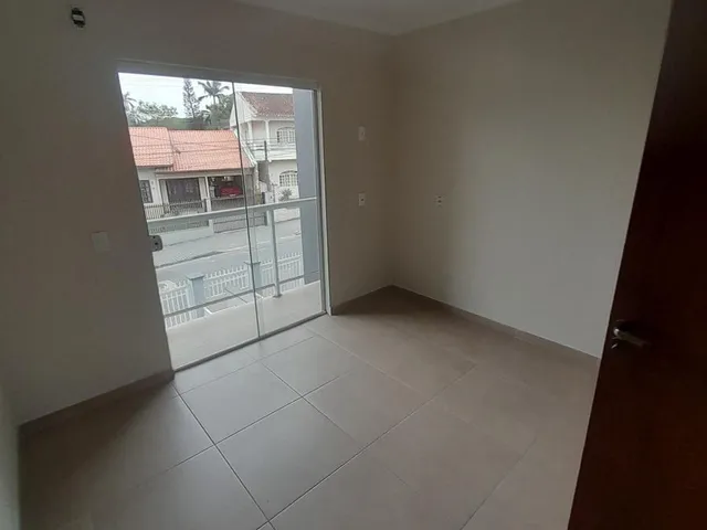 Imagem 4: Casa geminada sobrado com 2 quartos e sacada para locação em João Costa, Joinville, SC