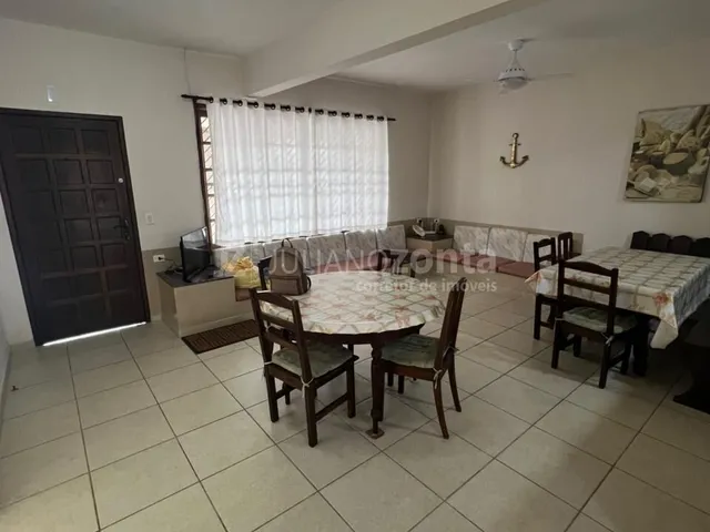 Imagem 2: Casa à venda no bairro Centro - Barra Velha/SC