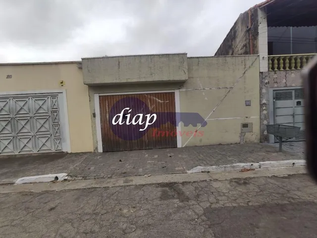 Imagem: Com Ótimo Acabamento, Construção Sólida