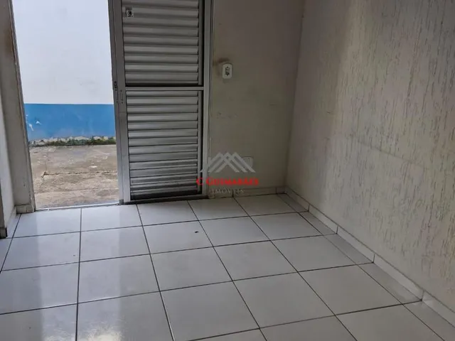 Imagem 3: Casa para Venda em Campinas-Sp no Pq. Residencial Vila União - 2 Quartos, 3 Vagas - Aceita Financiamento!