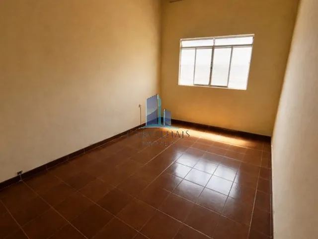 Imagem 2: Imóvel excepcional à venda: Casa de 5 quartos, 4 banheiros, 2 vagas em Nova Serrana