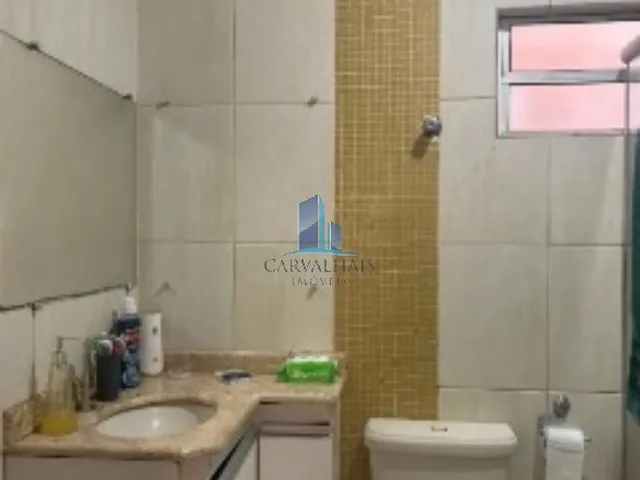 Imagem 2: Casa à venda em Contagem-MG, bairro Industrial: 3 quartos, 1 banheiro, 113m² de área