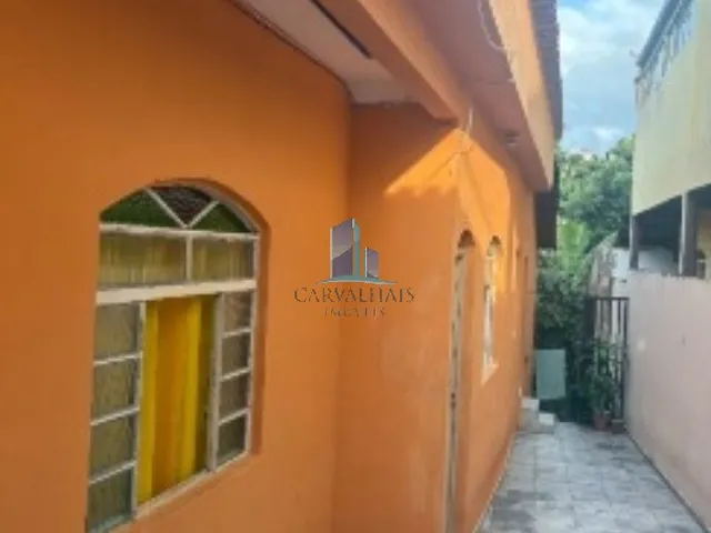 Imagem 3: Casa à venda em Contagem-MG, bairro Industrial: 3 quartos, 1 banheiro, 113m² de área