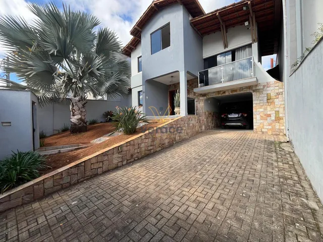 Imagem: Casa à Venda por R$1.200.000,00 no Pioneiros