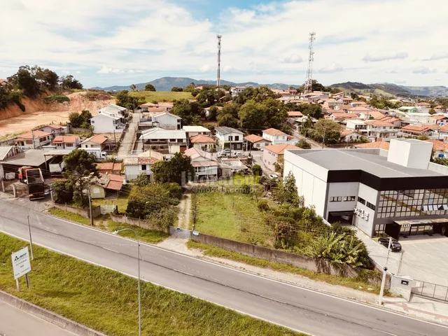 Imagem 2: Terreno Residencial/Comercial À Venda em Capivari de Baixo/Sc