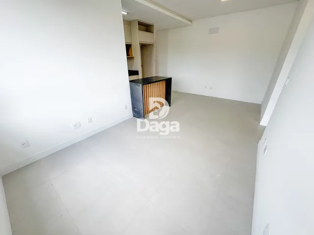 Imagem 13: Apartamento na Carvoeira, 2 Dormitórios Sendo 2 Suites - Florianópolis/Sc