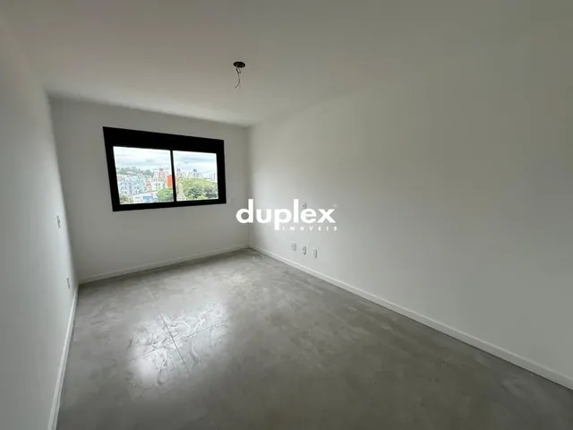 Imagem 4: APARTAMENTO e DORMITÓRIOS SENDO 1 SUÍTE, SACADA GOURMET E 1 VAGA COBERTA NA PRAIA