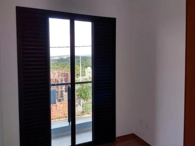 Imagem 8: Excelente casa nova em condomínio fechado próximo a zona industrial, fácil acesso para