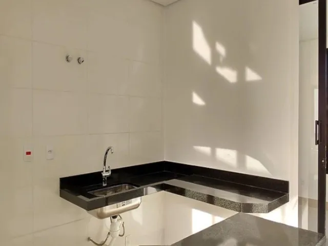 Imagem 2: Excelente casa nova em condomínio fechado próximo a zona industrial, fácil acesso para