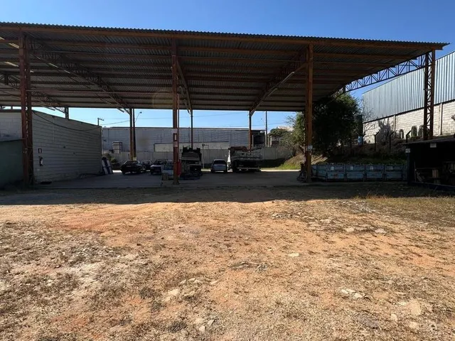 Imagem 16: Aluguel de Galpão Comercial com 6.000,00 m2 de área! Se você está em busca de um