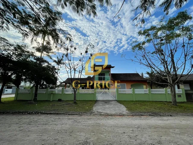 Imagem: Sobrado de Esquina Apenas 200Mts do Mar