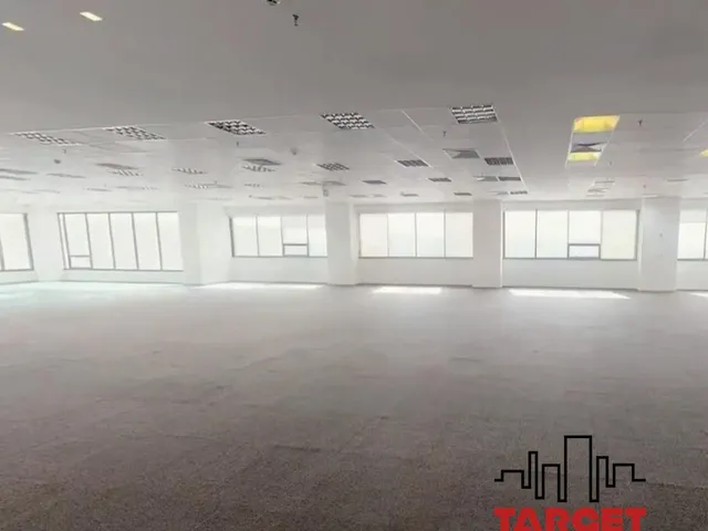 Imagem: Conjunto Comercial para Locação em Alphaville!
