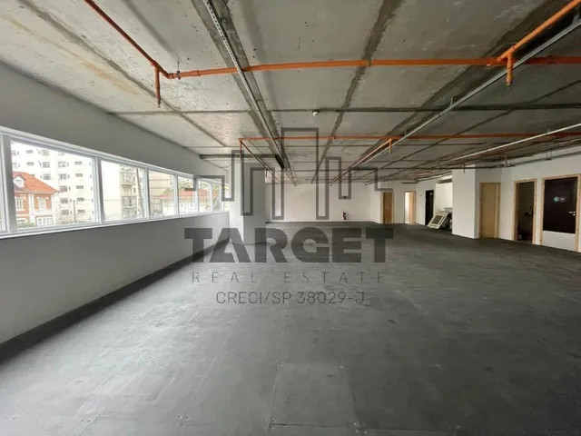 Imagem: Prédio inteiro para alugar, 8.270m²