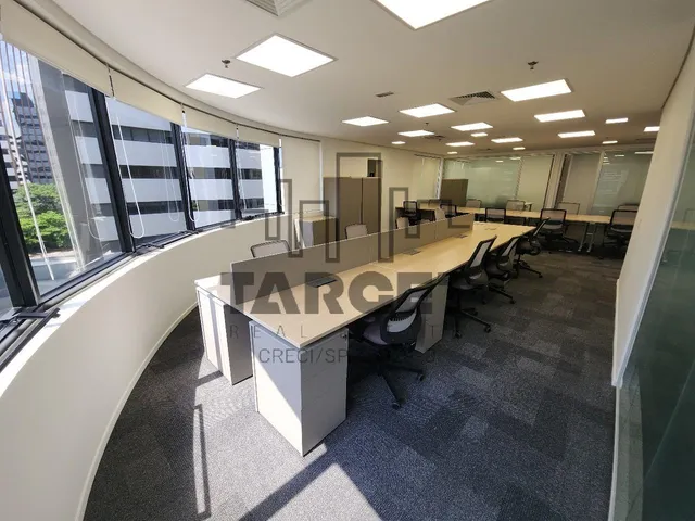 Imagem: Oportunidade Única Conjunto Comercial