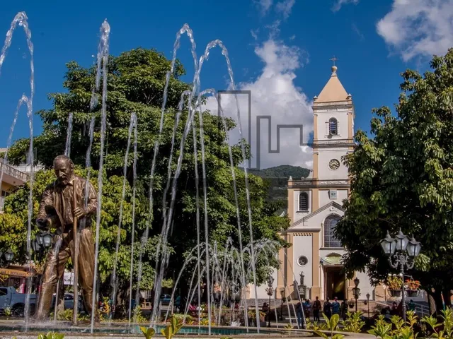 Imagem 13: Aluguel de Excelente Galpão Comercial em Extrema-MG com 40.050,00 m2