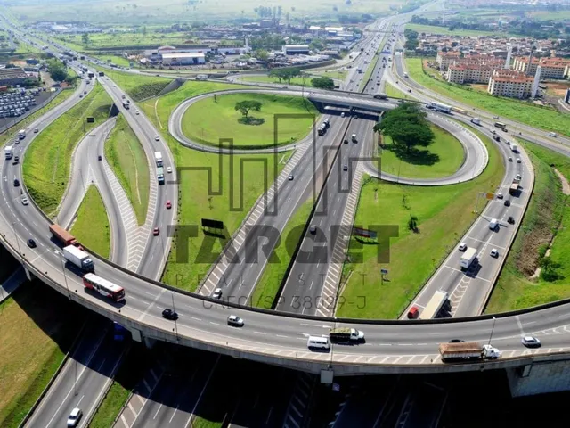 Imagem 14: Locação Amplo e Bem Localizado Galpão Comercial em Sumaré 2.990,00 m2