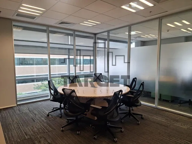Imagem 13: Conjunto Comercial Mobiliado na Berrini com 1.720M². Visite Já!