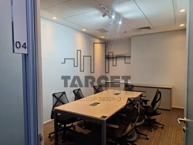 Imagem 15: Conjunto Comercial Mobiliado na Berrini com 1.720M². Visite Já!