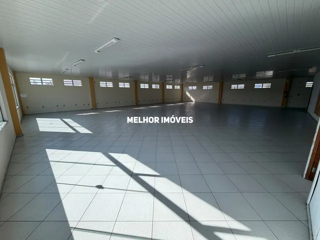 Imagem 7: Galpão com 812m² recém reformado á venda em Balneário Piçarras - Santa Catarina