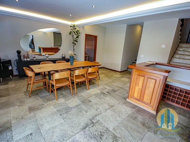 Imagem 16: RESIDÊNCIA EXCLUSIVA EM CONDOMÍNIO Á VENDA – 4 SUÍTES, PISCINA E VISTA PARA A MATA