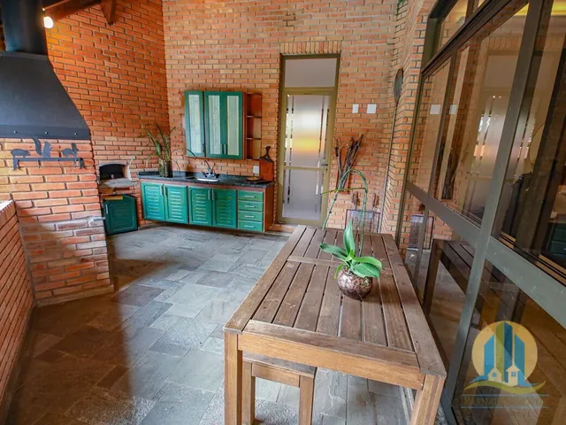 Imagem 10: RESIDÊNCIA EXCLUSIVA EM CONDOMÍNIO Á VENDA – 4 SUÍTES, PISCINA E VISTA PARA A MATA