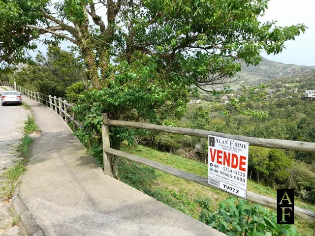 Imagem 2: Terreno Praia do Silveira com Vista Ao Mar e Fácil Acesso Ao Centro