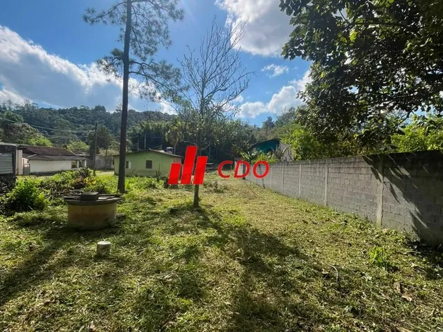 Imagem 3: Oportunidade única: Terreno à venda em Itapecerica da Serra-SP, bairro Mombaça, com