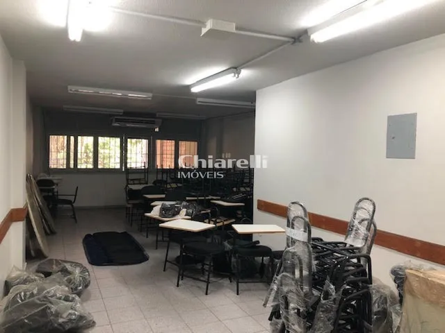 Imagem 12: Prédio comercial à venda em Niterói, 7 andares, elevador