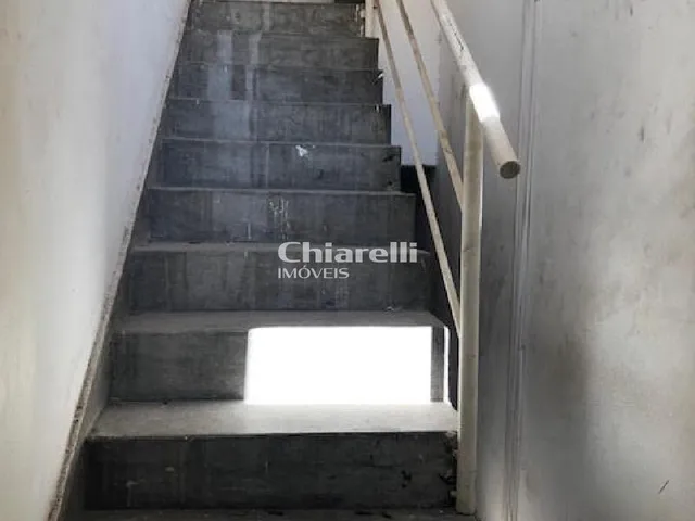 Imagem 3: Prédio comercial à venda em Niterói, 7 andares, elevador