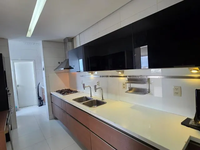 Imagem 10: VENDO APARTAMENTO COM 3 SUÍTES NA PITUBA