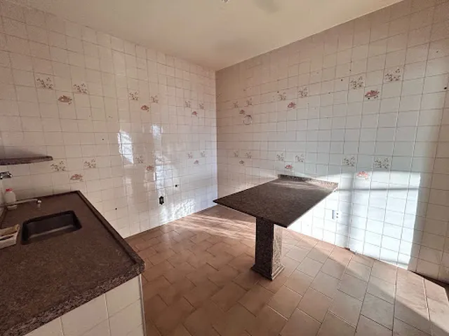 Imagem 8: Apartamento com 3 Dormitórios À Venda, 180 M² por R$ 420.000,00 - Centro - Patos de Minas/Mg