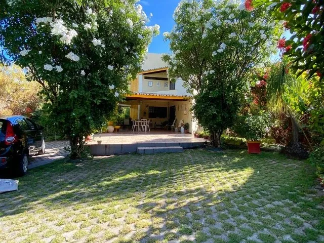 Imagem: Casas em Busca Vida - 4 Suítes e Anexo