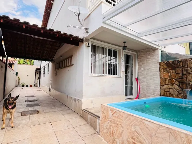 Imagem: Casa Duplex à Venda no Bairro Amanda
