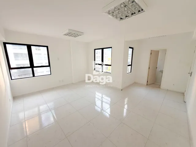 Imagem: Sala comercial com Vaga na Trindade, Florianópolis/SC