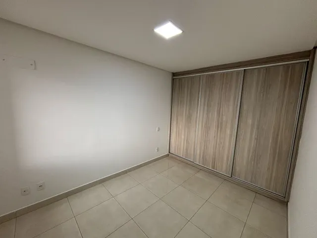Imagem 10: Vendo Apartamento 2 Quartos, Andar alto, Nascente, Res. Gran Universitário, Setor Leste