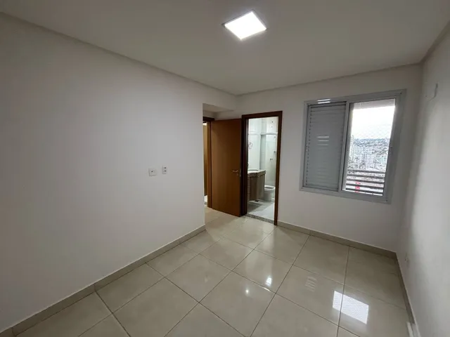 Imagem 2: Vendo Apartamento 2 Quartos, Andar alto, Nascente, Res. Gran Universitário, Setor Leste