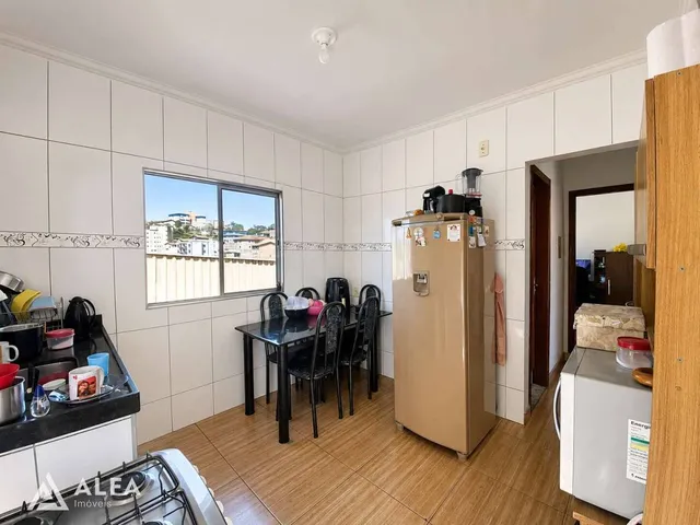 Imagem 3: Casa À Venda em Barbacena, Boa Vista, com 4 Quartos, 136M²