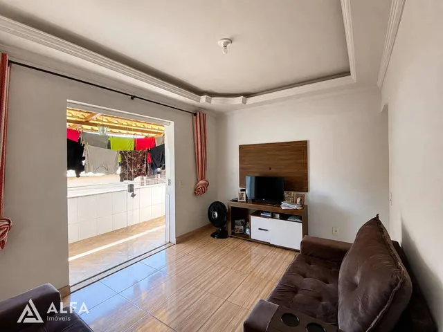 Imagem 2: Casa À Venda em Barbacena, Boa Vista, com 4 Quartos, 136M²