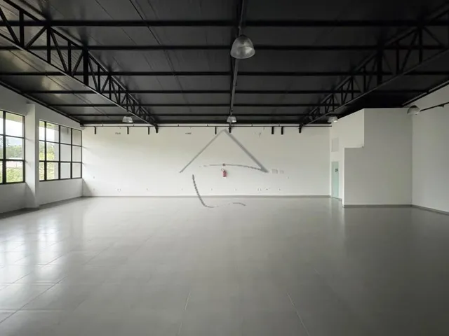 Imagem 15: AMPLA SALA COMERCIAL PARA LOCAÇÃO NO BAIRRO AMIZADE, JARAGUÁ DO SUL