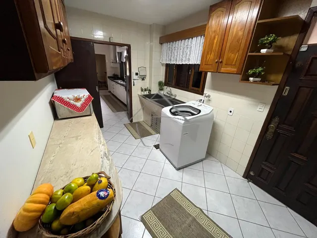 Imagem 10: Casa mobiliada e equipada disponível para locação, bairro Barra do Rio Cerro